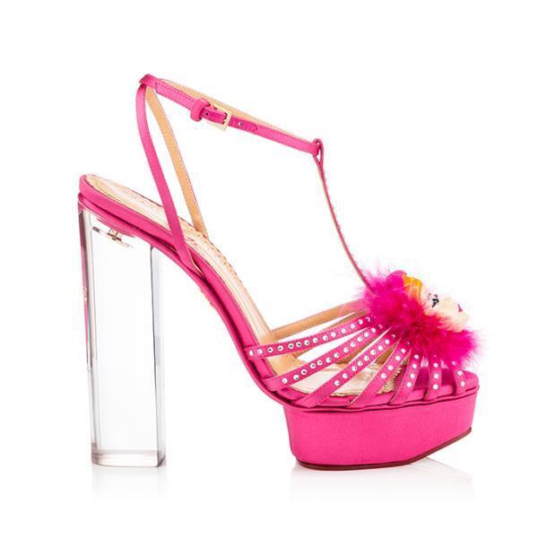 シャーロット オリンピア×バービー、バービーの顔やドレッサーをモチーフにしたサンダル＆クラッチ