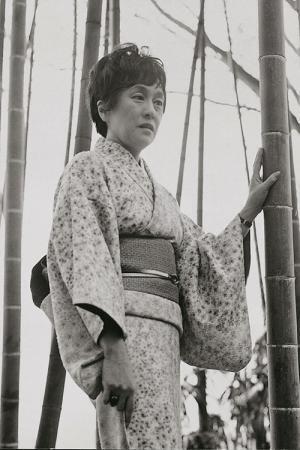 特別展「白洲正子ときもの」松屋銀座で開催 - きものや和装小物、骨董など彼女が愛した約100点