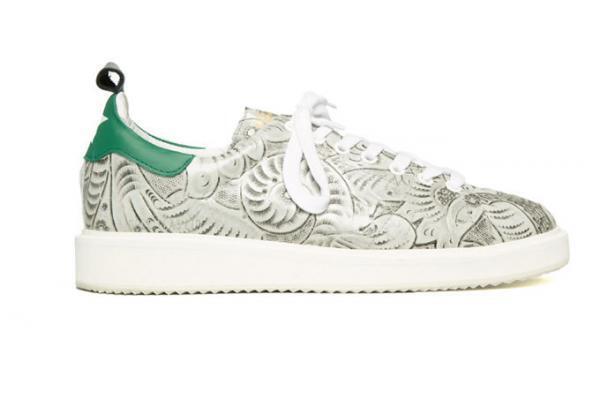 ゴールデン グース デラックス ブランド、旗艦店限定スニーカー発売