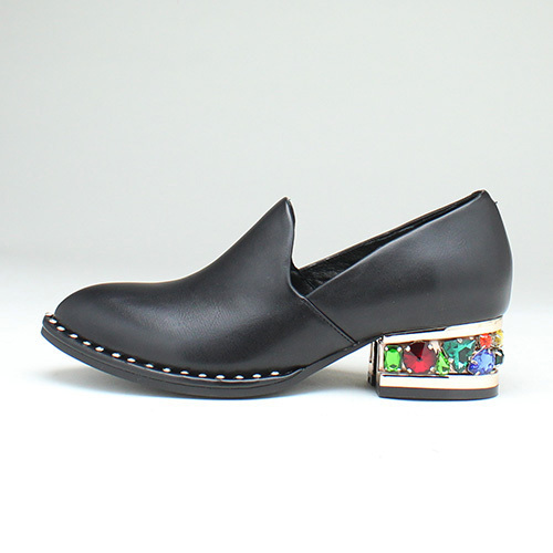 ジェフリーキャンベルのヒールシューズに新モデル - カラフルなビジューを配したトラッドシューズ