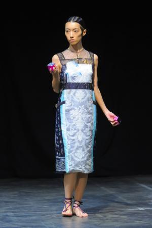 シナ スイエン 2017年春夏コレクション - 袈裟に魅せられて、音色で奏でる刺繍のオーケストラ