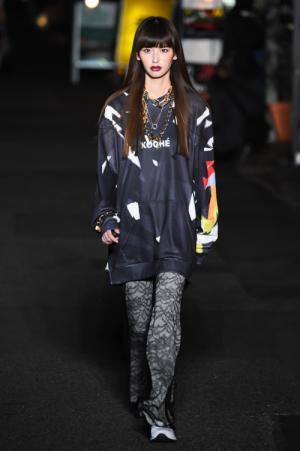 コシェ 2016年秋冬＆17年春夏コレクション - 原宿に馴染む‟着られるクチュール”