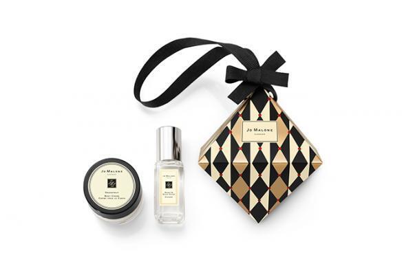 ジョー マローンのクリスマスコレクション、コロンやバスアイテムの限定セット