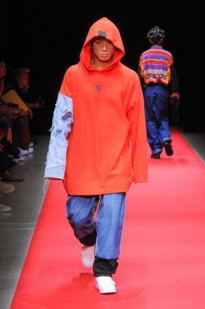 コートメール×アダムハヴァ コラボライン「アダムメール」原宿の限定ストアで発売