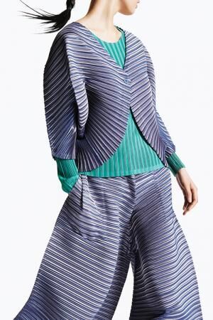 プリーツ プリーズ イッセイ ミヤケ11月の新作 - 器の鮮やかなカラーを  