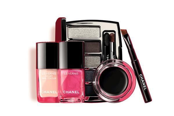 シャネルの新メークアップ、現代建築をイメージした限定アイシャドウ パレットやネイル