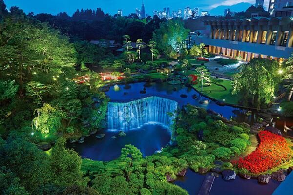 ホテルニューオータニ(東京)の日本庭園にイルミネーション - 無料で参加出来る点灯式も開催