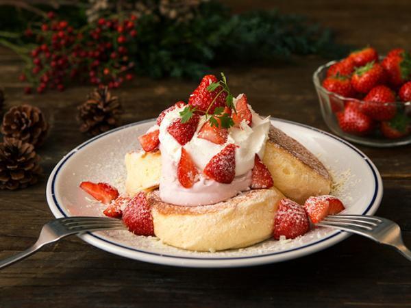 “奇跡のパンケーキ”専門店「フリッパーズ」からクリスマスメニュー、いちご×ミルク×ホワイトチョコ