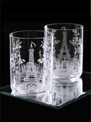 バカラ伝説のグラスシリーズ、第1弾は万博開催時1889年のパリをイメージ