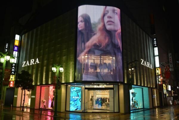ZARA新宿店がリニューアルオープン - 3フロアでメンズ・ウィメンズ・キッズ、限定アイテムも