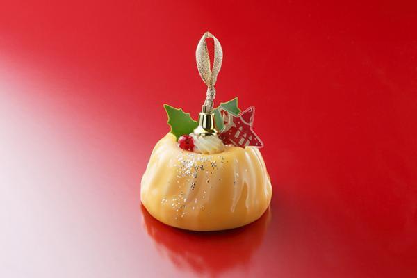 アンリ・シャルパンティエのクリスマスケーキ、オーナメントや星空をイメージしたデザイン