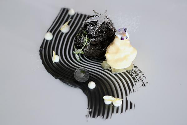 デザートバー「ジャニス・ウォン」の冬スイーツ - お酒と合う温かいティラミスなど、日本の四季から着想