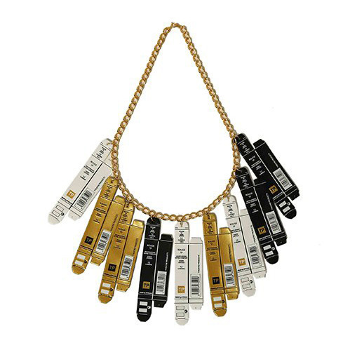 シアタープロダクツ 17年春夏アクセサリー、リップの空き箱や猫柄テレフォンカードがネックレス＆ピアスに