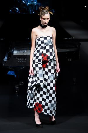 YOSHIKIの着物ブランド「ヨシキモノ」限定ストアが伊勢丹新宿店に- “ドレスキモノ"60型を販売