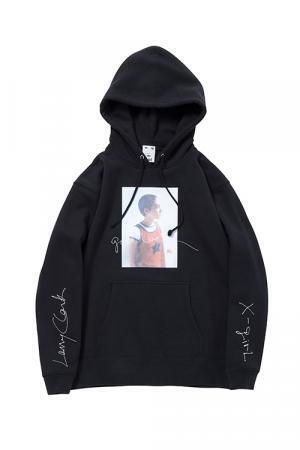 X-girl×ラリー・クラーク映画『KIDS』第2弾、未公開シーンをプリントしたプルオーバーなど