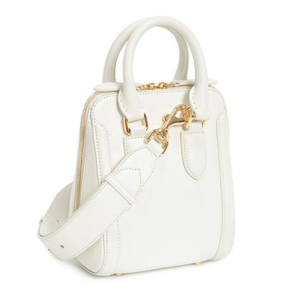 アレキサンダー・マックイーン、17年春夏からアイコンバッグ「ヒロイン」に新作が登場