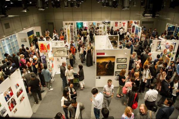 現代アートを展示・販売「インターナショナル・アート・フェア」渋谷ヒカリエで、ダミアン・ハーストも