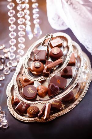 デメルのバレンタイン、ハート型チョコレートや洋酒のトリュフ
