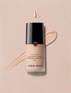 ジョルジオ アルマーニ ビューティから新ファンデーション「パワー ファブリック」重さゼロのカバー力