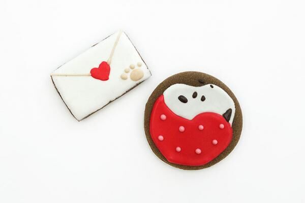 スヌーピーミュージアムのバレンタイン、「手紙」をテーマにしたアイシングクッキーやパンケーキ
