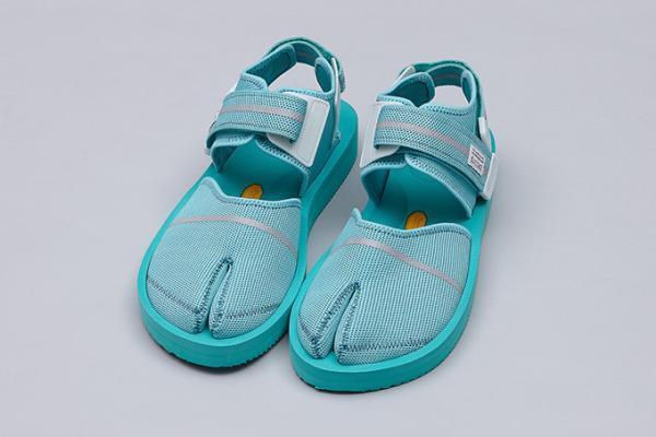 スイコックの新作サンダル、甲殻をイメージしたニット素材＆リフレクター付き
