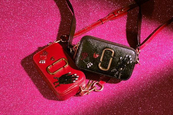 マーク ジェイコブス、バレンタインに向けたハートモチーフのバッグ＆レザー小物