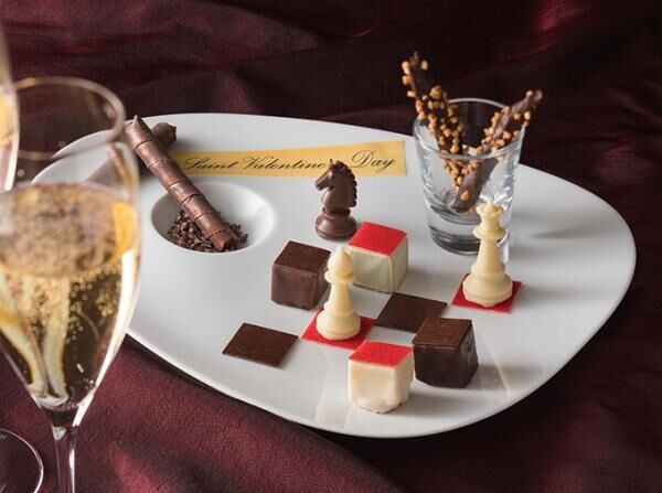 セルリアンタワー東急ホテルのバレンタイン、「チェスボード」がモチーフのショコラ