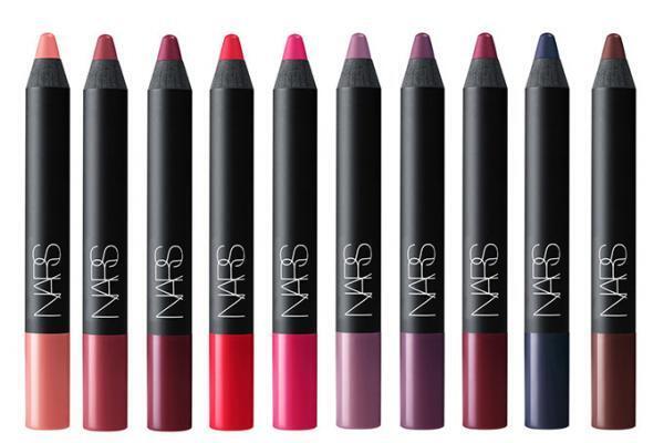 NARS「ベルベットマットリップペンシル」に新色10色、華やかなピンクからモードなブラウンまで