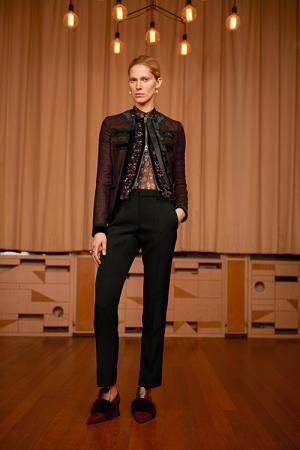 ジバンシィ 17年秋コレクション - 北欧を舞台に描く、メゾンの真髄