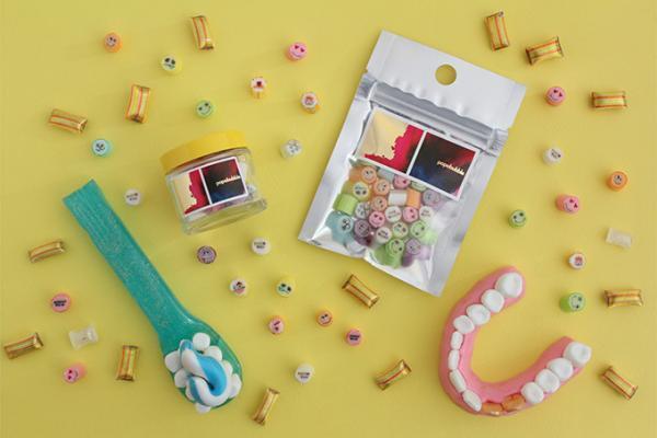 スペイン発「パパブブレ」から、金塊や歯ブラシを模したユニークなホワイトデーキャンディ