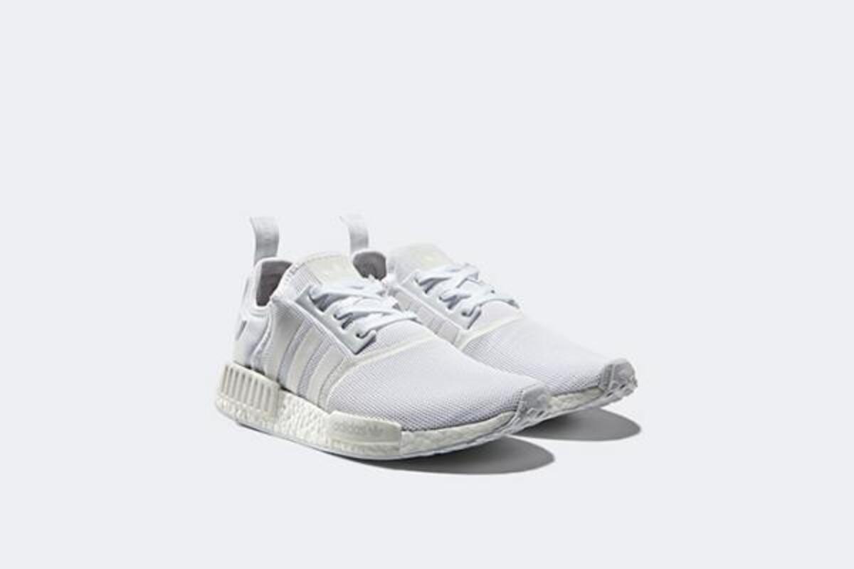 アディダス オリジナルスのスニーカー Nmd R1 単色モデルが3カラー発売 17年2月日 ウーマンエキサイト