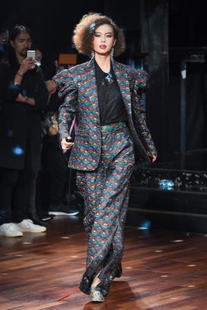 G.V.G.V. 2017年秋冬コレクション - 水原希子も登場した、プレイフルなパーティータイム