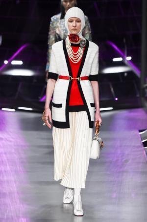 グッチ 2017年秋冬コレクション - あらゆる動植物が共存する新ファッション・ガーデン