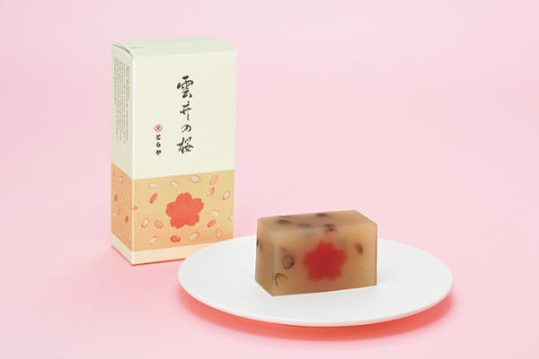 とらやの春限定和菓子、桜をモチーフにした羊羹や芽吹きを描いた饅頭