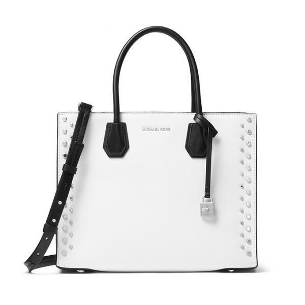 マイケル・コースのカスタムバッグ - 森星らのアレンジとともに紹介