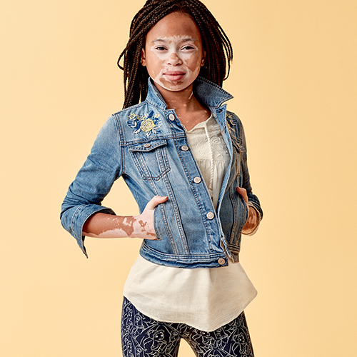 GAP、ディズニー限定カプセルコレクション発売 - 第3弾は映画『美女と野獣』をインスピレーションに