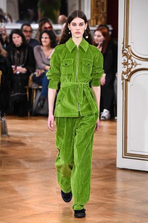 ポール & ジョー 2017-18年秋冬コレクション - 華やかな光沢を纏いパリの夜に溶け込んで