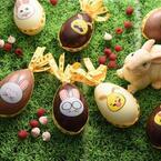 フレデリック カッセルのイースター、絵文字風のウサギが描かれたエッグ型チョコ