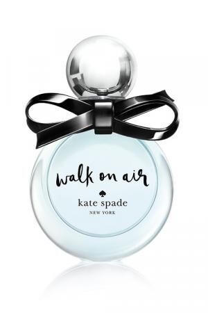 ケイト・スペードの新フレグランス「ウォークオンエアー」スズランの香りでNYのムードを表現