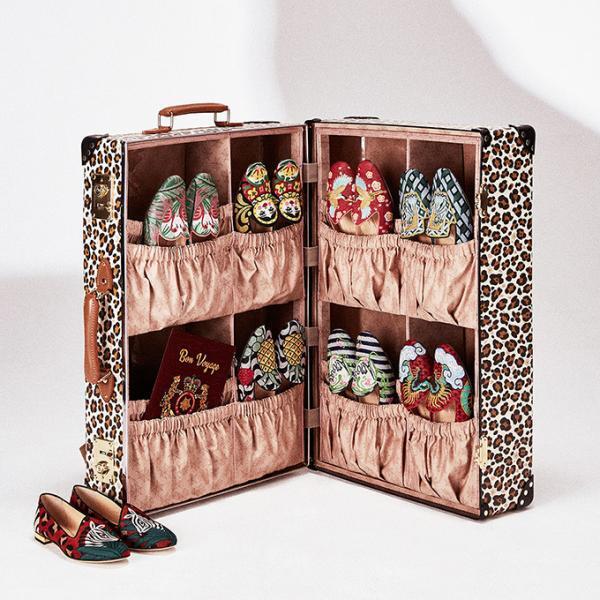 シャーロット オリンピア×グローブ・トロッター、シューズケースを発売 - 旅がテーマのスリッパも