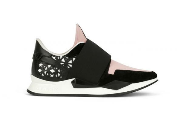 ジバンシィの新作ウィメンズスニーカー「アクティブ」異素材×スタッズの組み合わせ