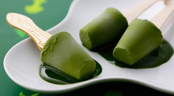 抹茶ソースにディップするお濃茶アイスバー、「京都北山マールブランシュ」京都タワー サンド店限定で発売