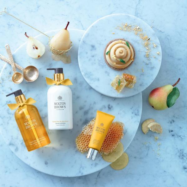 モルトンブラウンから「洋ナシタルト」「エクレア」をイメージしたハンドウォッシュやボディローション