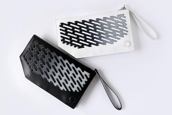 イッセイ ミヤケの“柄が変わるバッグ” - ソニーと電子ペーパー素材を共同開発