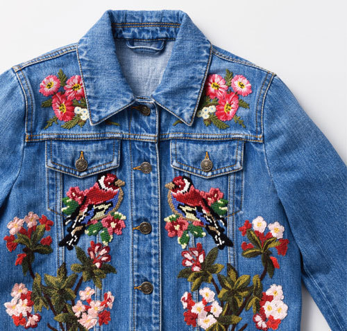 グッチから三越伊勢丹限定「GUCCI HANA」コレクション、デニム素材のジャケットやスニーカー