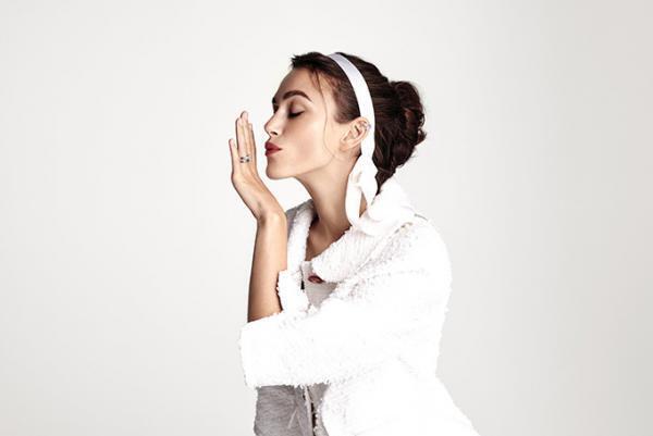 シャネル「ココ クラッシュ」にブライダル初登場 - カメリア コレクションなど人気マリッジリングも