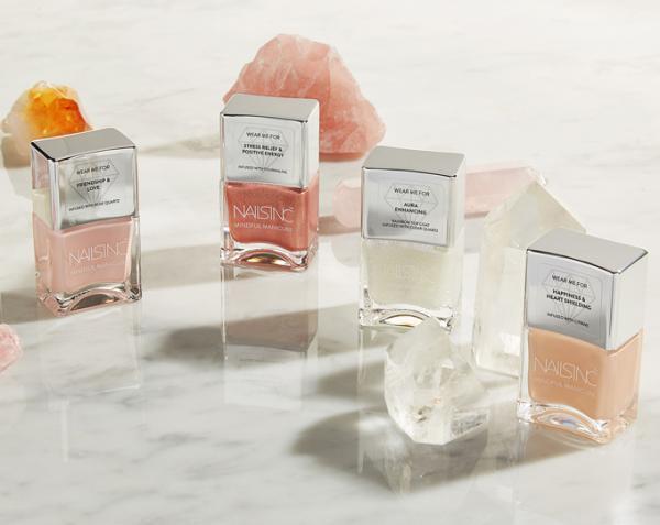 「ネイルズ インク」世界初・天然石配合マニキュア - アサイーボウルに着想を得たコレクションも