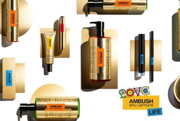 シュウ ウエムラ×アンブッシュ、ゴールドパッケージのルージュやアイシャドーなど