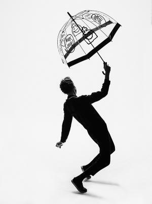 デヴァステ、英国女王御用達フルトンとコラボ - モノトーンのお化けが描かれた傘「バードケージ」