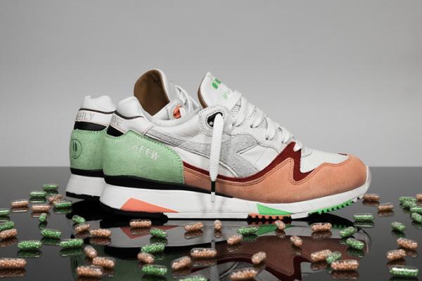 伊ディアドラ「カンガルーレザー」を使用した新作スニーカー、ピンク×グリーンの配色